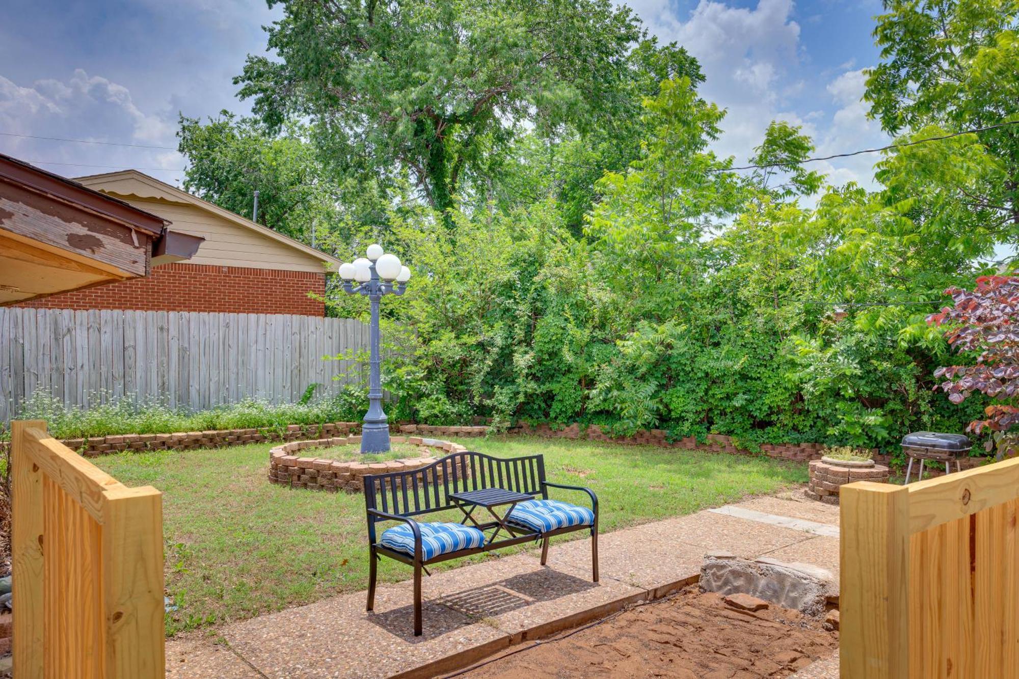 Lawton Home With Deck, Near Casinos And Museums! Exterior photo